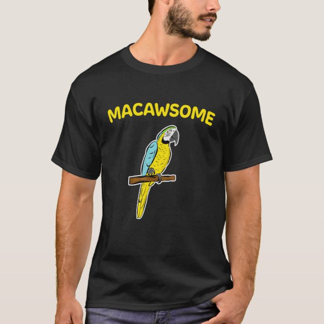 Blue and Gult Macaw Parrot Macawsome T Shirt (Framsida)
