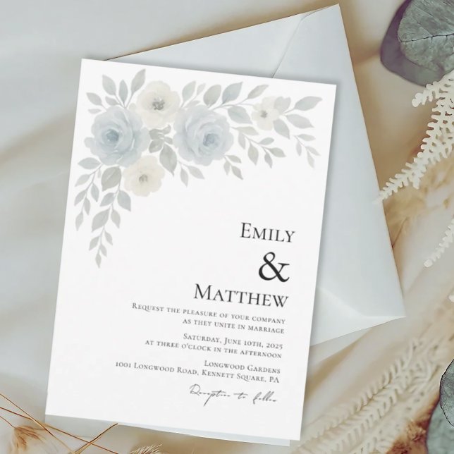 Blue and Ivory Floral Wedding Invitation Inbjudningar (Skapare uppladdad)