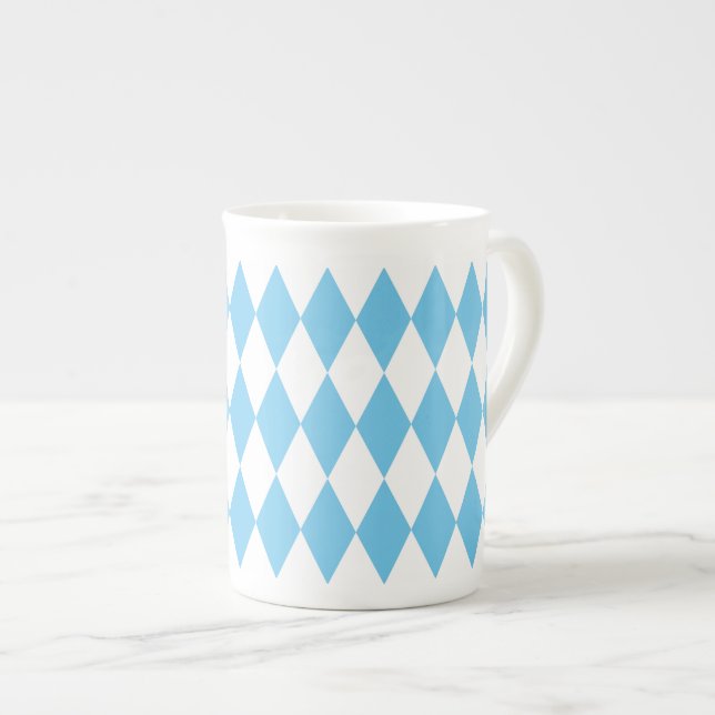 Blue and White Bavaria Rhombus Flagga Mönster Benporslin Mugg (Framsida höger)