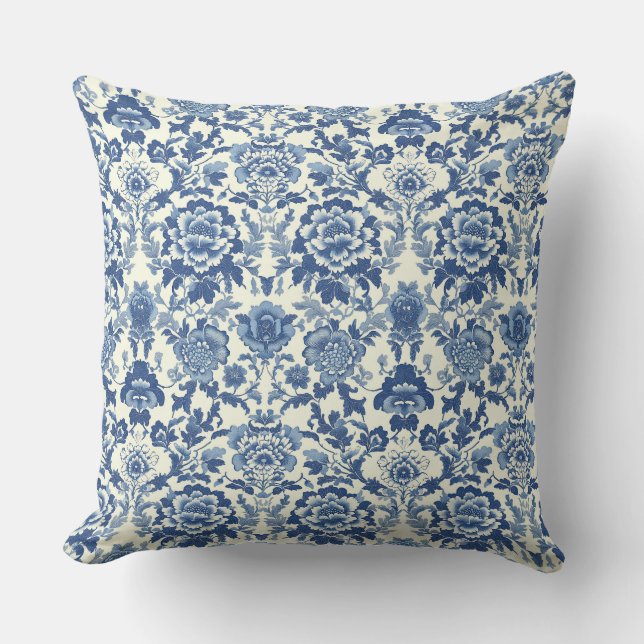 Blue and White Chinoiserie Peony Floral Pattern Kudde (Framsida)