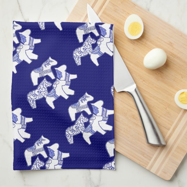 Blue and White Dala Horses Kitchen towel Kökshandduk (Vikt i Fjärdedel)