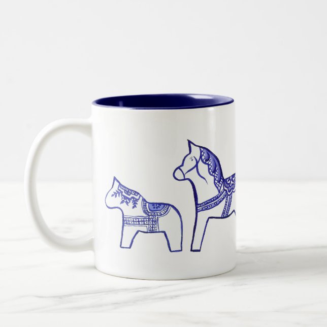 Blue and White Dala Horses Mugg (Vänster)