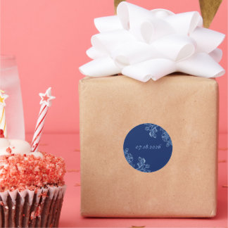 Blue and White Floral Stickers Runt Klistermärke