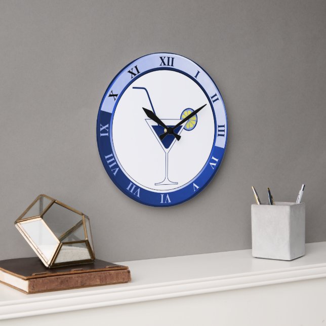 Blue and White Martini Pub Clock Stor Klocka (Kontor)