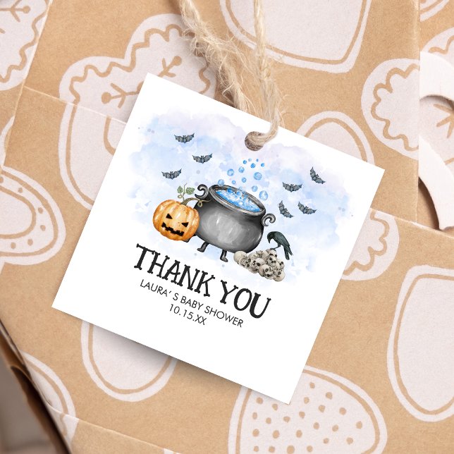Blue Baby brinner Halloween Baby Shower Square Gåvor Etiketter (Blue Baby is Brewing Halloween Baby Shower Square Favor Tags)