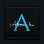 Blue Black Script Girly Monogram Namn Minnesask<br><div class="desc">Svart och blått enkelt skript Monogram Namn Jewelry KeepVII Box. Det gör perfekt studenten,  födelsedag,  bröllop,  möhippa,  årsdag,  babydusch eller bachelorette-fest till någon som glam lyx och chic stilar.</div>