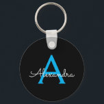 Blue Black Script Girly Monogram Namn Nyckelring<br><div class="desc">Svart och blå Enkelt skript Monogram Namn nyckelringar (Nyckelring). Det gör perfekten söt 16-årsjubileum,  bröllop,  möhippa,  årsdag,  babydusch eller bachelorette-fest för någon som glam lyxen och chic stilar i kärlek.</div>