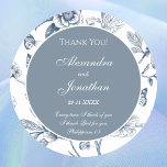 Blue Blommigt Fransk Christian Bröllop Tack Runt Klistermärke<br><div class="desc">Lägg till en aning tidlös charm till firande med den här personlig Fransk Tack Sticker, designad för att perfekt komplettera ett Vintage Blommigt Bröllop tema. Den här eleganten har dammig blåa blommor, delikat löv och snygga fjärilar som ställs in mot en skarp vit bakgrund och skapar en förfinad och romantisk...</div>