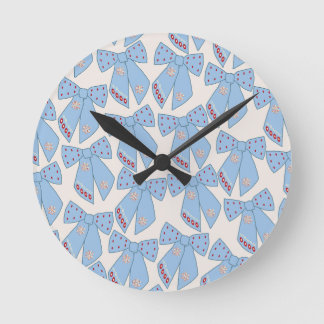 Blue Bows Coquette Rund Klocka