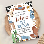 Blue Brown Saddle Up First Rodeo 1:a födelsedagen Inbjudningar<br><div class="desc">Blue Brown Saddle Up First Rodeo 1:a födelsedag Cute pojkens första rodeo 1:a födelsedag med några cowboystövlar,  cowboyhatt,  några rep,  kaktus,  sheriff badge och svart ko skriver ut mönster.</div>