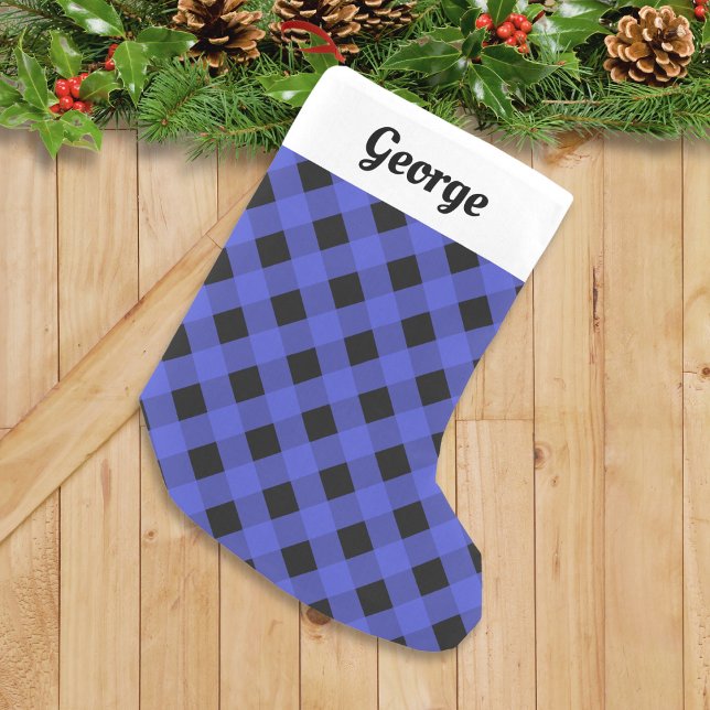 Blue Buffalo Play Rustic Personlig Liten Julstrumpa (A festive Christmas stocking with blue buffalo plaid pattern and custom name on white panel at top)