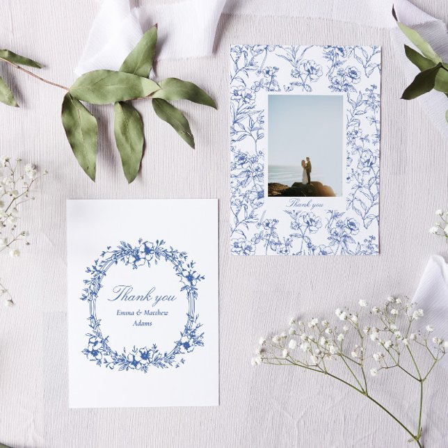 Blue Chinoiserie Blommigt Photo Bröllop Tack Kort (Blue chinoiserie toile victorian wedding thank you card)