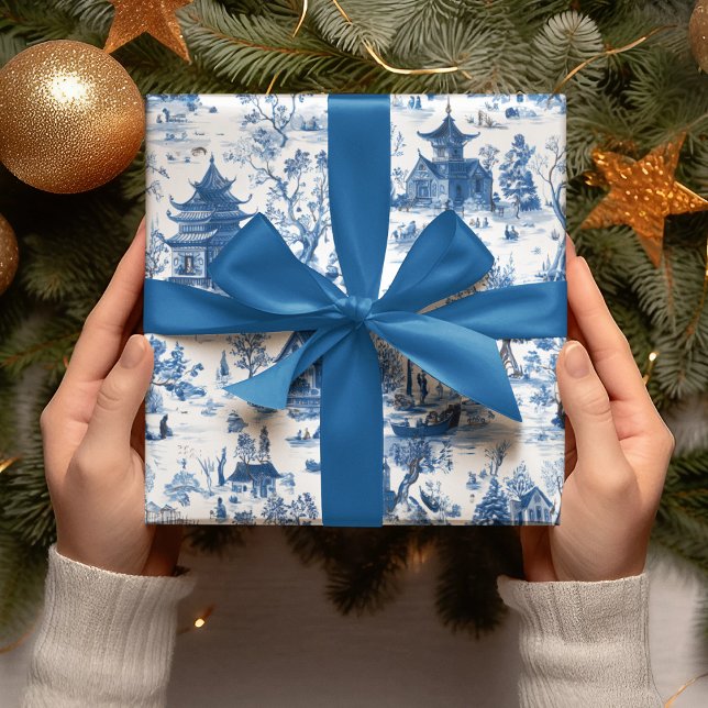 Blue Chinoiserie Village Christmas Wrapping Paper Presentpapper (Skapare uppladdad)