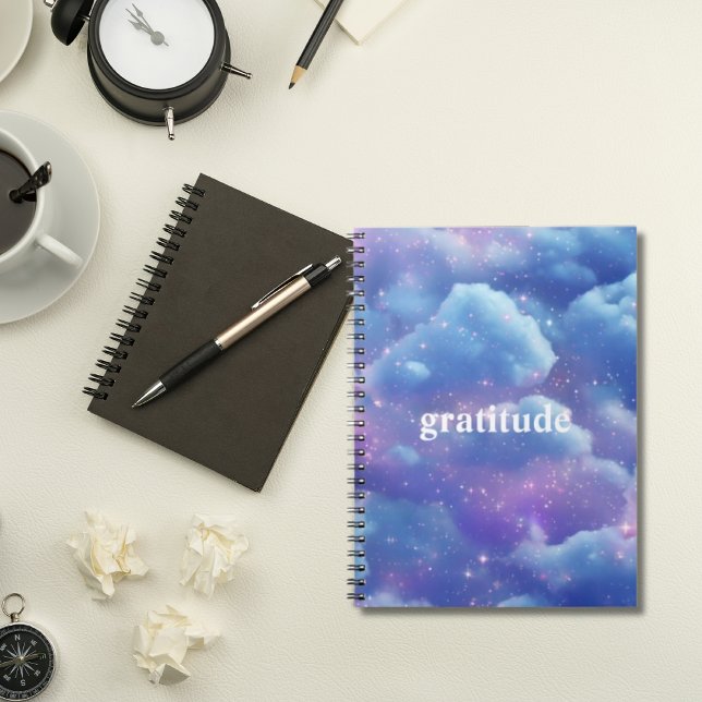 Blue Cloudy Aesthetic Gratitude Journal | Spegla Anteckningsbok (Skapare uppladdad)