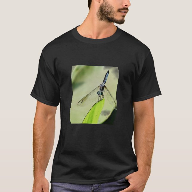 Blue Dragonfly grönt löv Photo Nature Älskare T Shirt (Framsida)