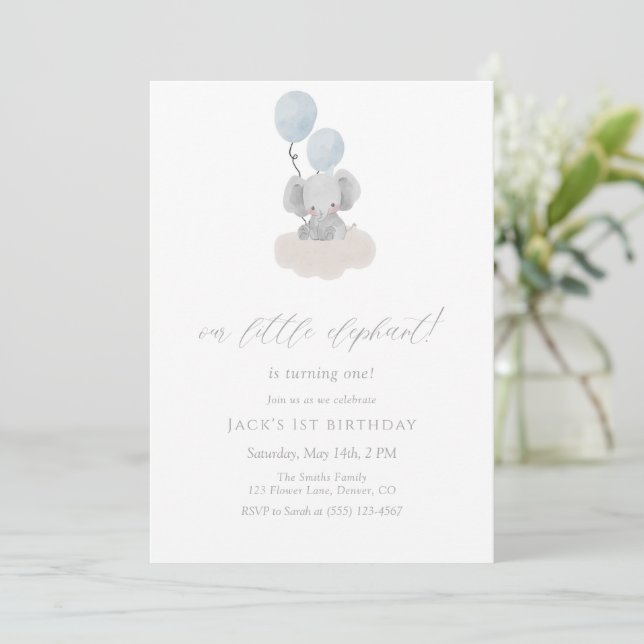 Blue Elephant First Birthday Invitation  Inbjudningar (Stående Fram)