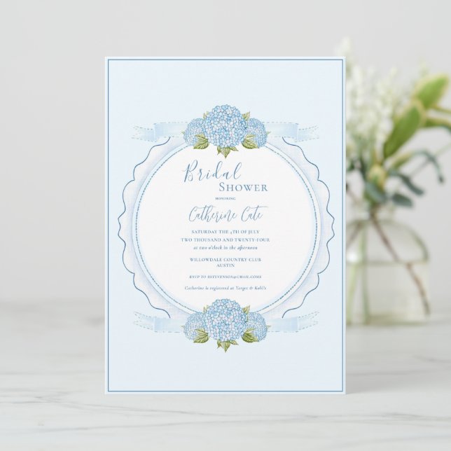 Blue Floral Hydrangea Elegant Bridal Shower  Inbjudningar (Stående Fram)