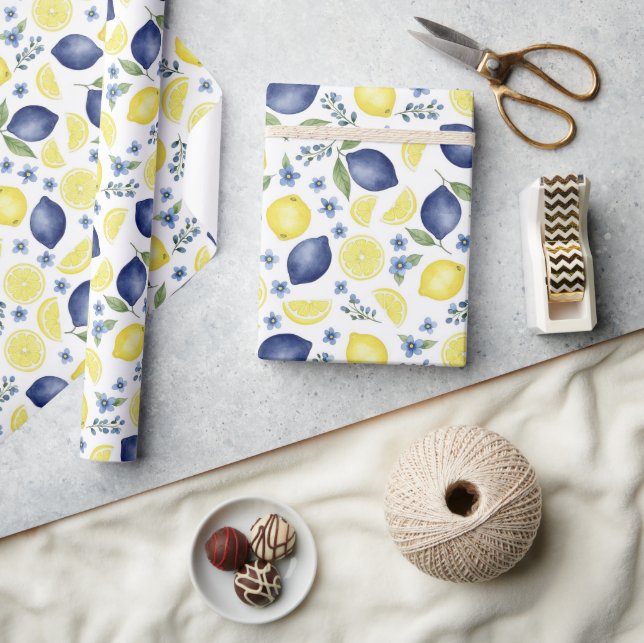 Blue French Country Lemon Pattern Presentpapper (Hantverk)