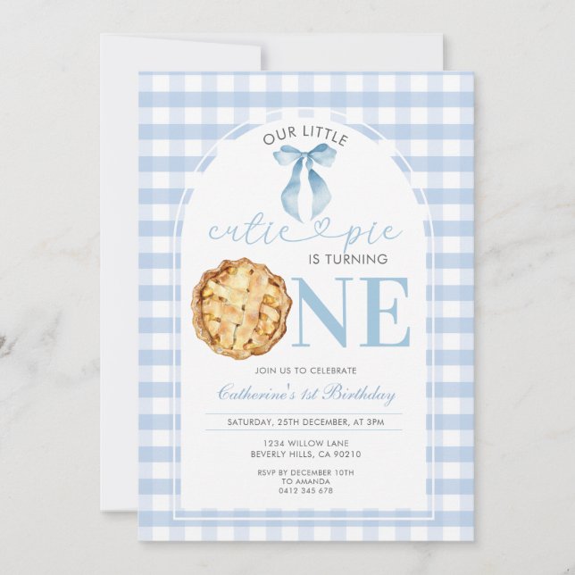 Blue Gingham Cutie Pie First Birthday Invitation Inbjudningar (Framsida)