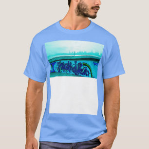 Blue Graffiti framför Hamburg Port med Cranes T Shirt