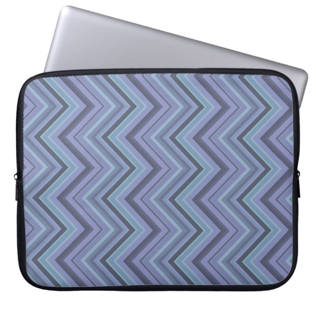 Blue-grått zigzag rand laptop sleeve (Framsidan)