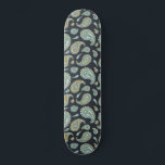 Blue Grönt Black Mönster Mini Skateboard Bräda 18,5 Cm<br><div class="desc">En vintage retro boho paisley mönster royal blue grönt och svart skateboard. Kute och vismisk.</div>
