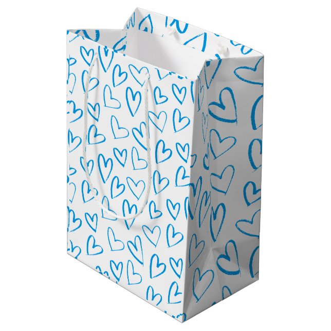 Blue Heart Pattern Medium Gift Bag (Baksidan Vinklad)