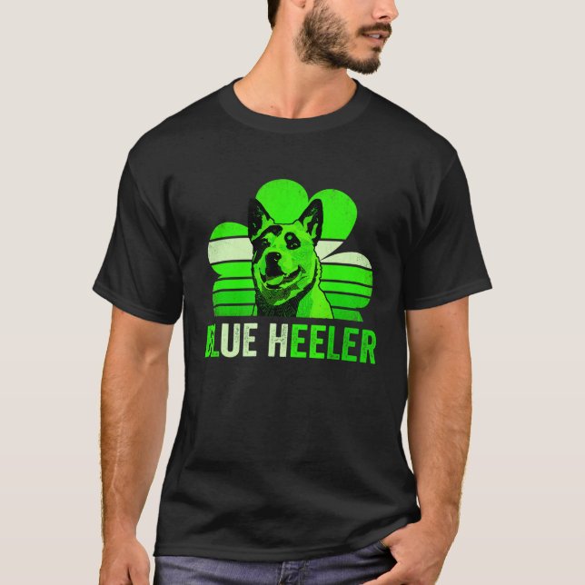Blue Heeler Shamrock St patricks day T Shirt (Framsida)