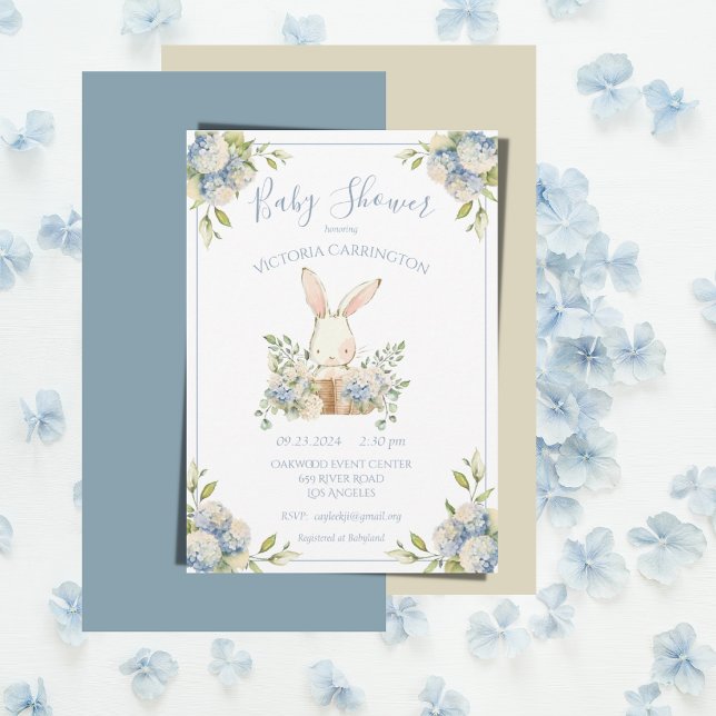 Blue Hydrangea Bunny Rabbit Baby Shower Inbjudningar (Skapare uppladdad)