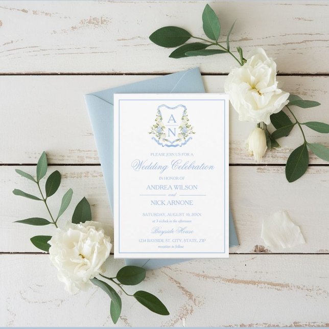 Blue Hydrangea Crest Monogram Wedding Invitation Inbjudningar (Blue Hydrangea Crest Monogram Invitation)