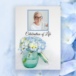 Blue Hydrangea i Burk Firande i Life Memorial Inbjudningar