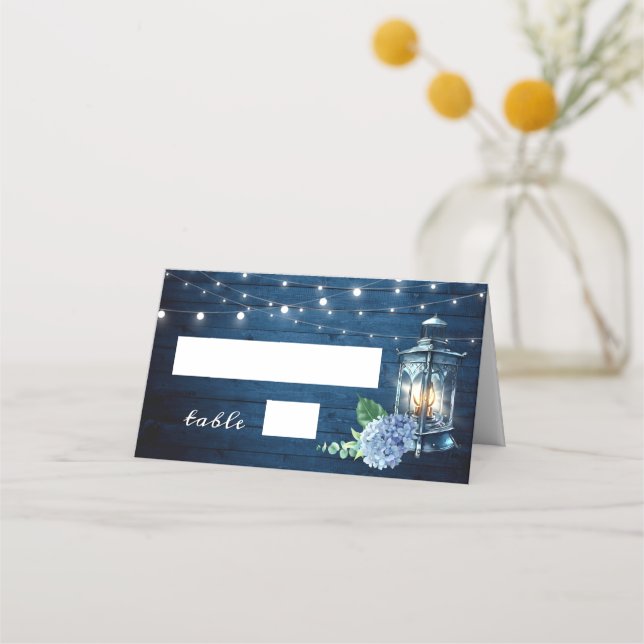 Blue Hydrangea Lantern Navy Wood Bröllop Bord Placeringskort (Framsida)