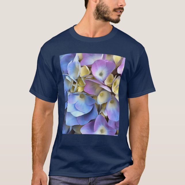 Blue Hydrangea Shrub Artistic Bossom T Shirt (Framsida)