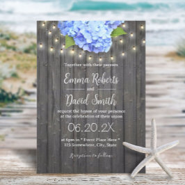 Blue Hydrangea & String Ljus Barn Wood Bröllop Inbjudningar