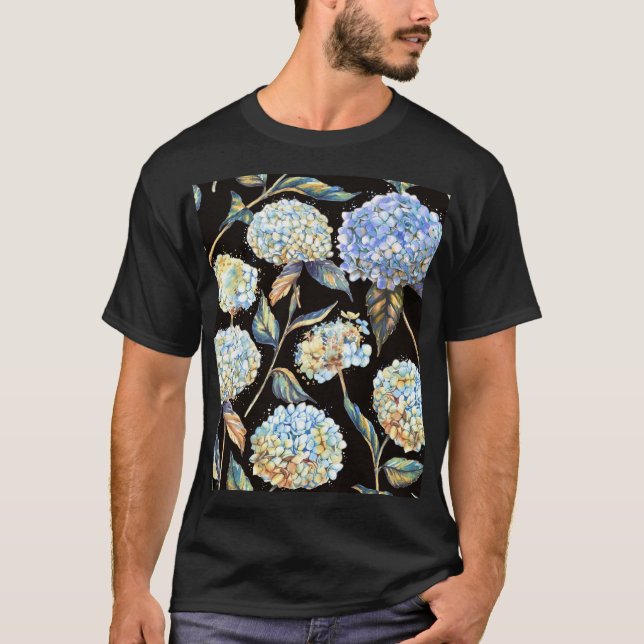 Blue Hydrangea Watercolor: Mörk Sömlös Mönster T Shirt (Framsida)