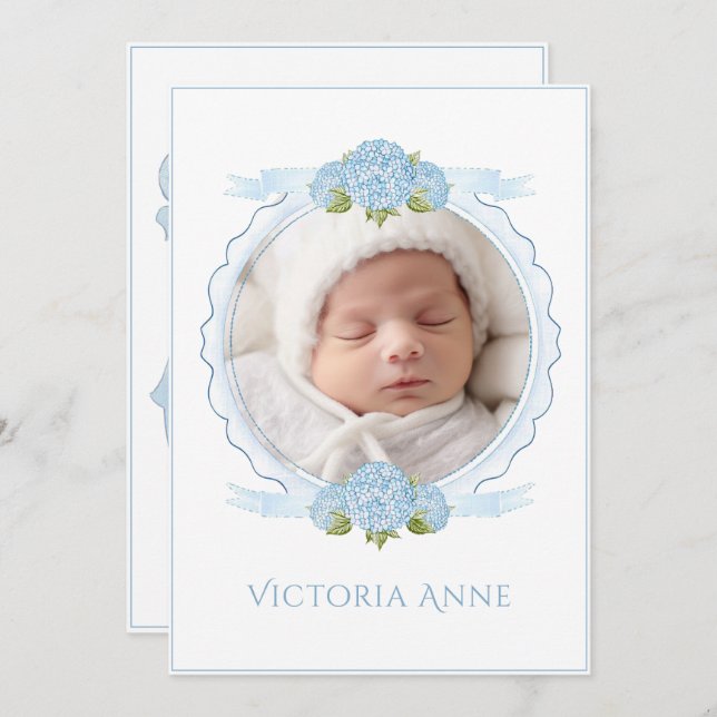 Blue Hydrangeas Vintage Birth Announcement Inbjudningar (Fram/baksida)