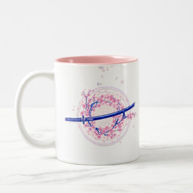 Blue Ink Katana & Cherry Blossom / Sakura Mug Två-Tonad Mugg (Vänster)