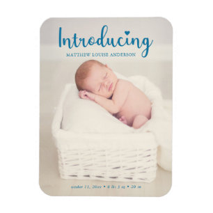 Blue Introducing Pojke Lodrät Script Modern Magnet