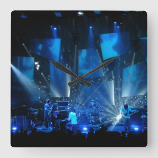 blue light effects concert fyrkantig klocka