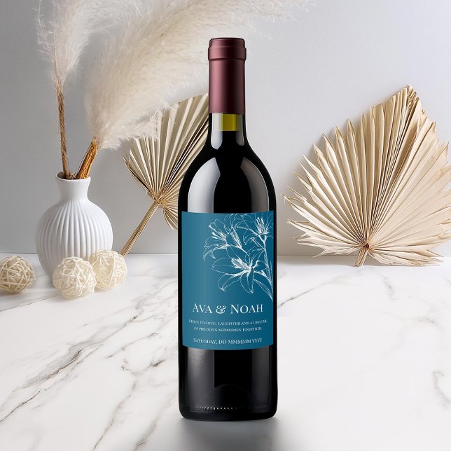 Blue Lily Outline Bröllop Vinflaska Etikett (Skapare uppladdad)