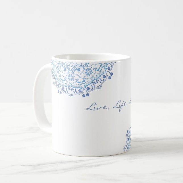 Blue Mandala on White Editable Mugg (Framsida vänster)
