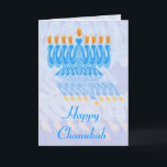 Blue Menorah Chanukah-kort Helgkort<br><div class="desc">Blå menorah med orange flammor,  med modig reflektion. Chanukah-design. Anpassningsbar Chanukah-hälsningskort - anpassa ditt eget hälsning inuti.</div>