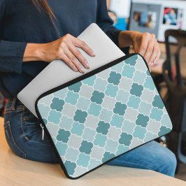 Blue Moroccan Trellis, Latticwork, Quatrefoil Laptop Fodral