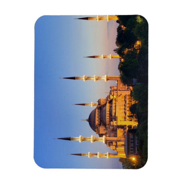 Blue Mosque vid twilight Magnet (Vertikal)