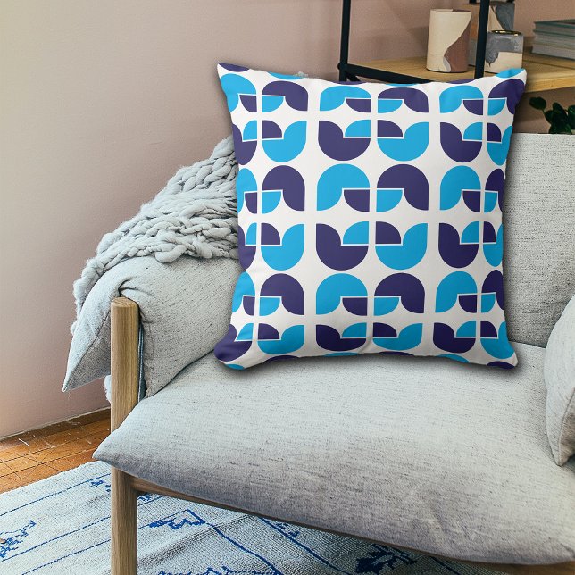 Blue Navy White Geometric Tulip Dekorativ kudde (Skapare uppladdad)
