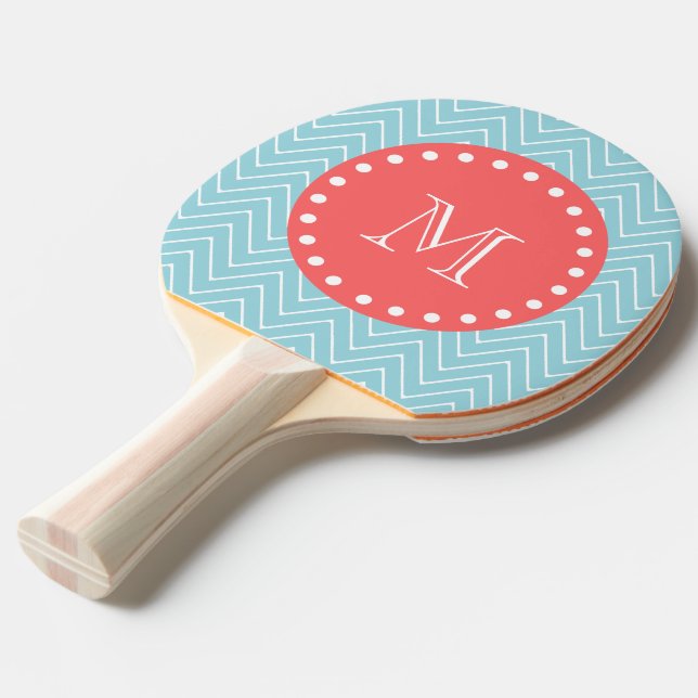 Blue och Coral Chevron med Anpassningsbar Monogram Pingisracket (Frontvinkel)