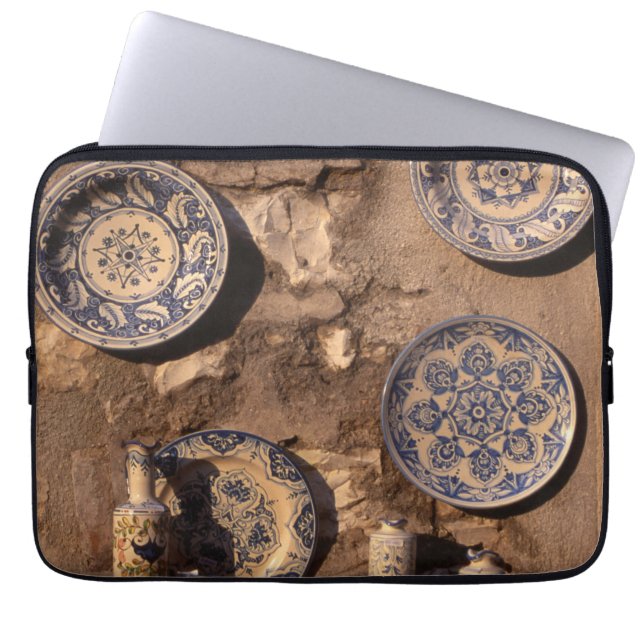 Blue och Cream Pottery Umbria Poster Plaque Laptop Fodral (Framsidan)
