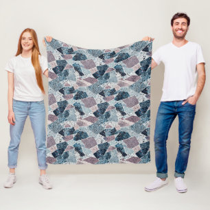 Blue och Mauve Terrazzo Abstract Design Fleecefilt