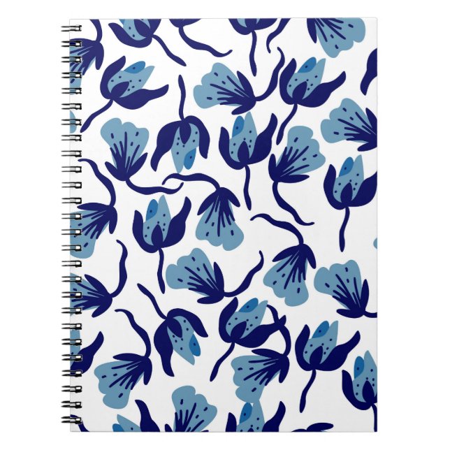 Blue Pansy-Blommigt: Handritad sömlös. Anteckningsbok (Framsidan)