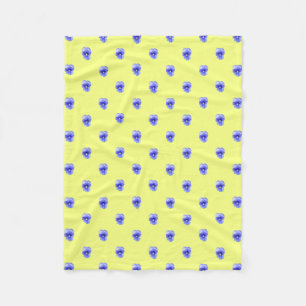 Blue Pansy on Gult - Fleece Blanket